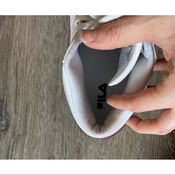 FILA HIGH TOPS- worn ONCE - Picture 7 of 12